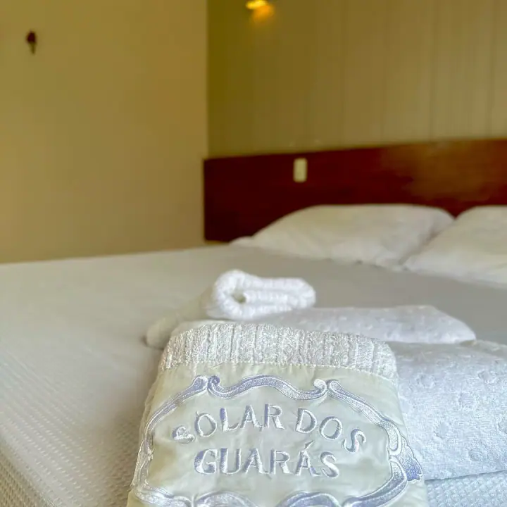 Detalle de las toallas y del cuidado de una habitación